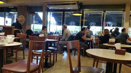 Medialunas Calentitas Cañada